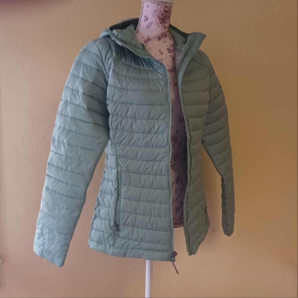 Columbia Women's White Out ll Omni Heat puffer Jacket in Storm blue hooded M